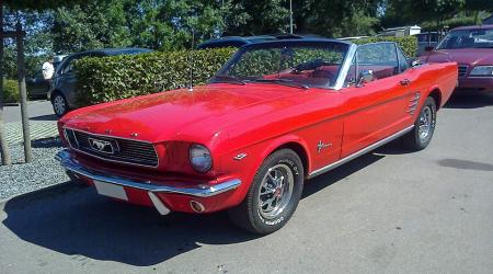 Voiture de collection « Ford Mustang Cabriolet »