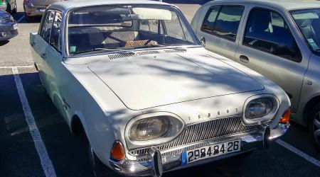 Voiture de collection « Ford Taunus »