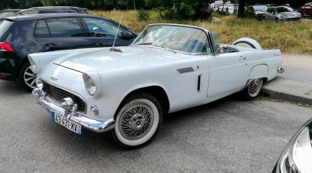 Voiture de collection « Ford Thunderbird 1955 »