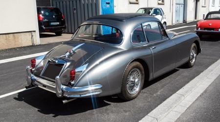 Voiture de collection « Jaguar XK150 »