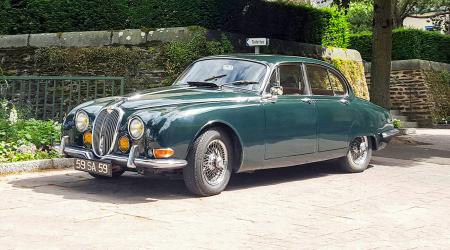 Voiture de collection « Jaguar S-Type »