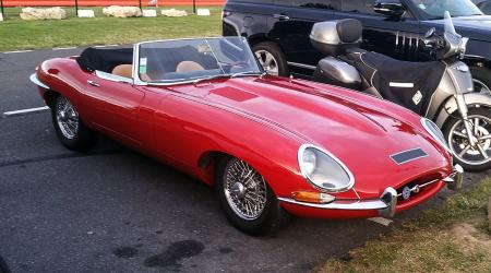 Voiture de collection « Jaguar Type E »