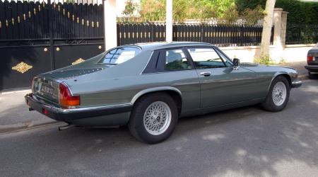 Voiture de collection « Jaguar XJS »