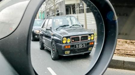 Voiture de collection « Lancia Delta HF »