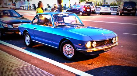 Voiture de collection « Lancia Fulvia coupé »