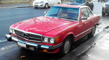 Voiture de collection « Mercedes-Benz 560SL »