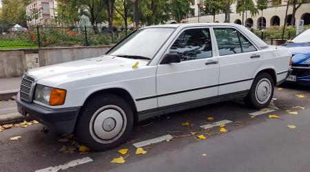 Voiture de collection « Mercedes-Benz 190 (W201) »