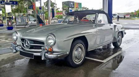 Voiture de collection « Mercedes 190 SL »