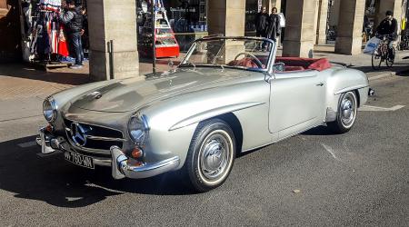 Voiture de collection « Mercedes-Benz 190SL »