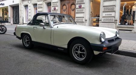 Voiture de collection « MG Midget »