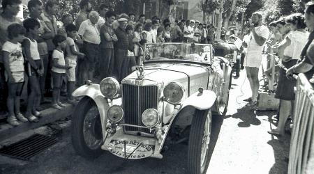 Voiture de collection « MG T-type Midget »