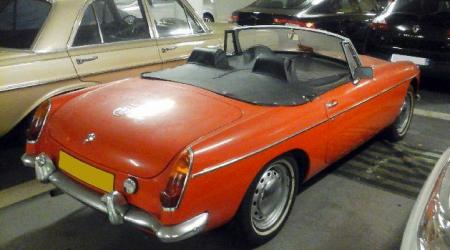 Voiture de collection « MGb Cabriolet »