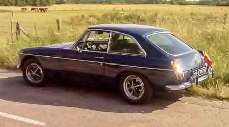 MGB GT Miss Peel