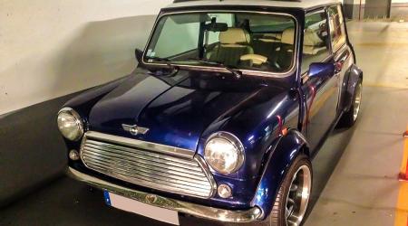 Voiture de collection « Mini »