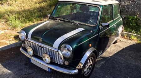 Voiture de collection « Mini »