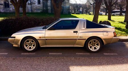 Voiture de collection « Mitsubishi Starion EX »