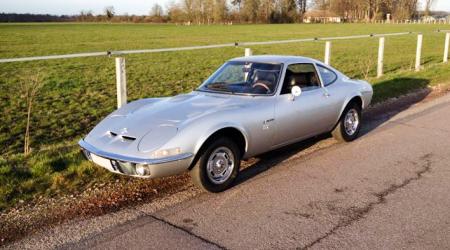 Voiture de collection « Opel GT »