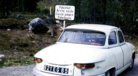 Voiture de collection « Panhard PL17 »