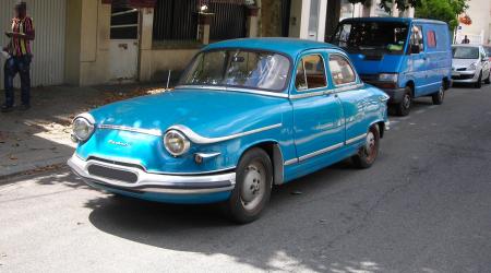 Panhard PL 17