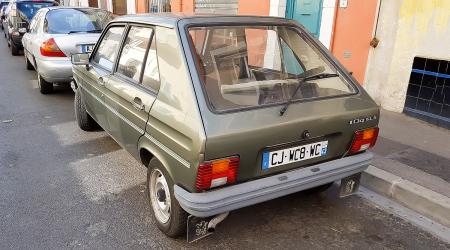 Voiture de collection « Peugeot 104 GLS »