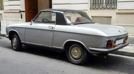 Voiture de collection « Peugeot 304 cabriolet/hardtop »