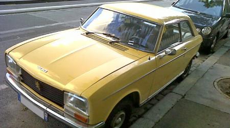 Peugeot 304 coupé doré