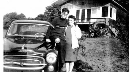 Voiture de collection « Peugeot 403 »