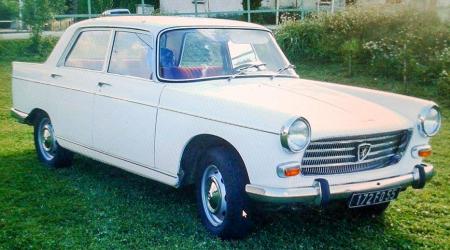 Voiture de collection « Peugeot 404 »