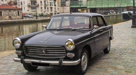 Voiture de collection « Peugeot 404 »