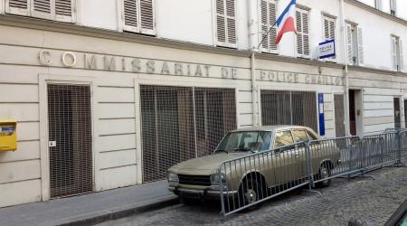 Voiture de collection « Peugeot 504 GL »