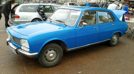 Voiture de collection « Peugeot 504 »