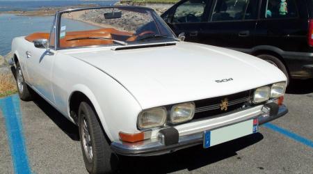 Voiture de collection « Peugeot 504 Cabriolet »