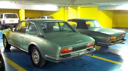 Voiture de collection « Peugeot 504 coupé/ Cabriolet »