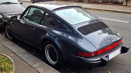 Voiture de collection « Porsche 911 Carrera »