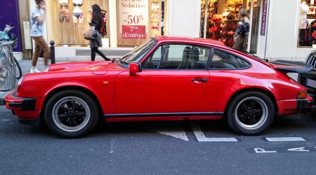 Voiture de collection « Porsche 911 Carrera »