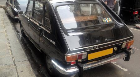 Voiture de collection « Renault 16 TS »