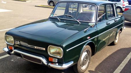 Voiture de collection « Renault 10 »