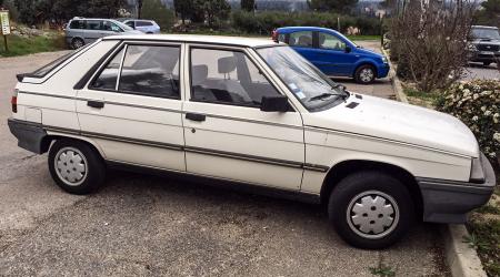 Voiture de collection « Renault 11 Spring 1,2l »