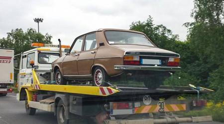 Voiture de collection « Renault 12 »