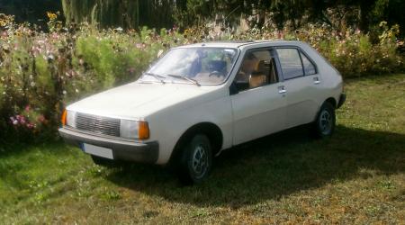 Voiture de collection « Renault 14 1981 »