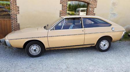 Voiture de collection « Renault 15 TL »