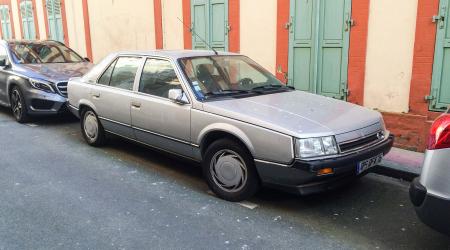 Voiture de collection « Renault 25 V6 Turbo »