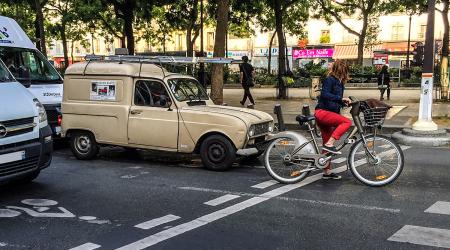 Voiture de collection « Renault 4 F4 »