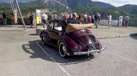 Renault 4CV découvrable