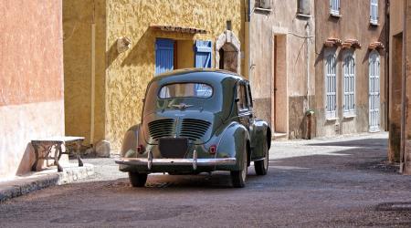 Voiture de collection « Reanult 4CV 1962 »