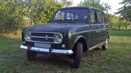 Renault 4L verte bouteille