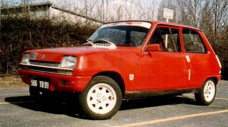 Voiture de collection « Renault 5 L de 1983 »