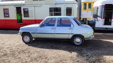 Voiture de collection « Fasa-Renault 7 TL »