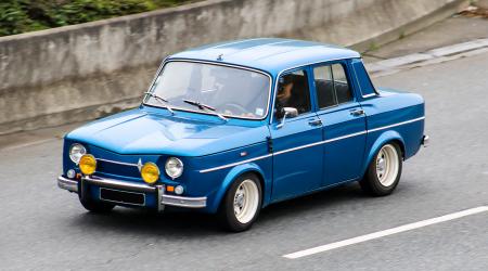 Voiture de collection « Renault 8 »