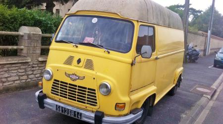 Renault Estafette jaune rehaussé